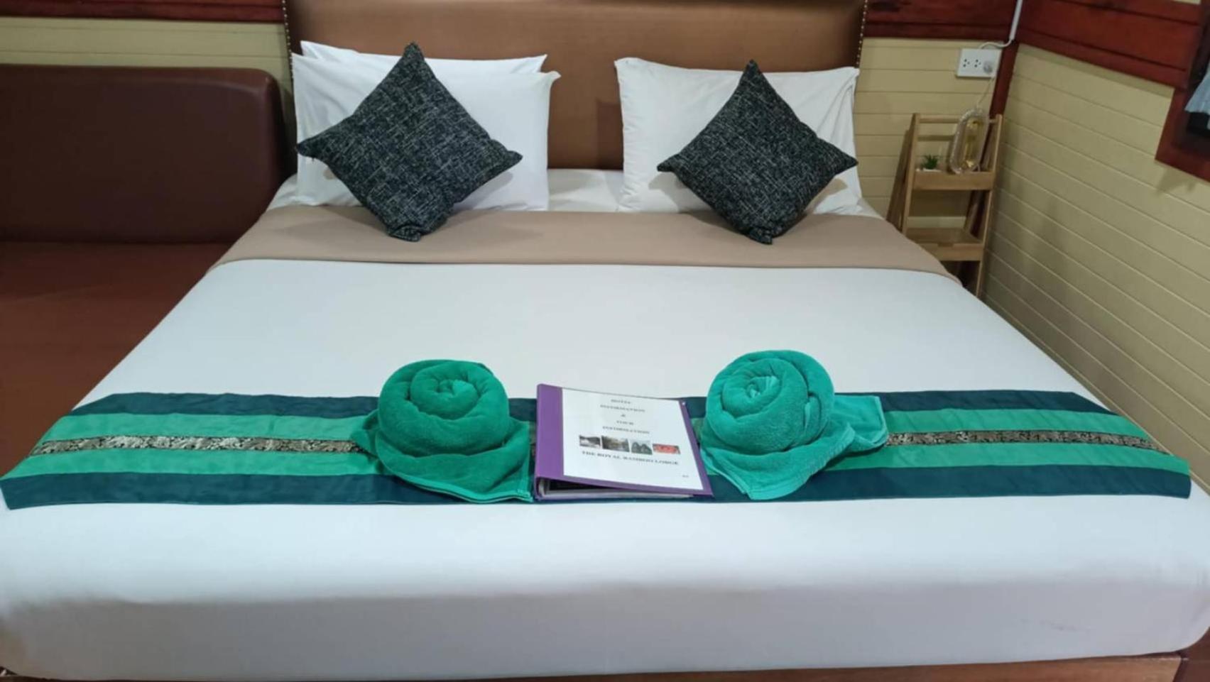 The Royal Bamboo Lodges - Sha Certified Khao Sok National Park Luaran gambar
