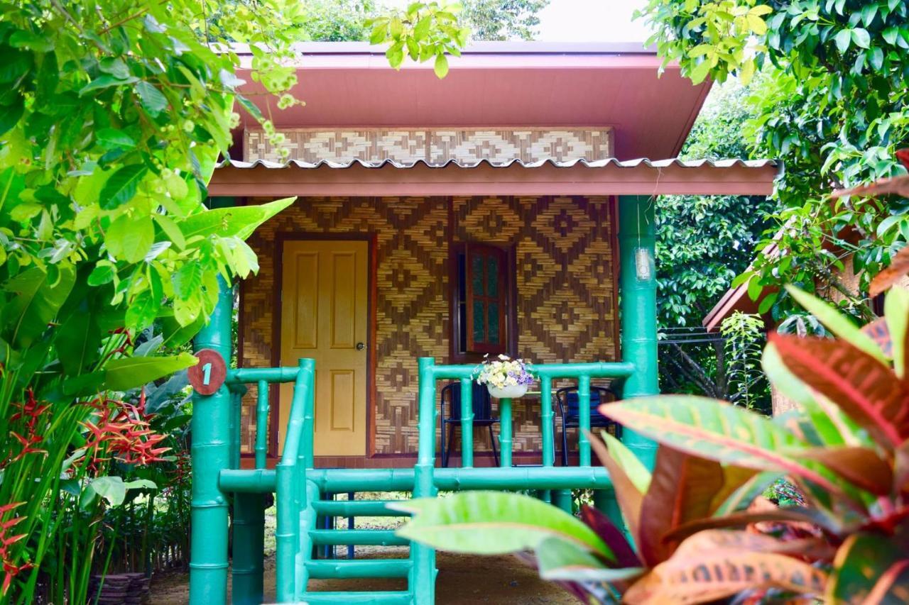 The Royal Bamboo Lodges - Sha Certified Khao Sok National Park Luaran gambar