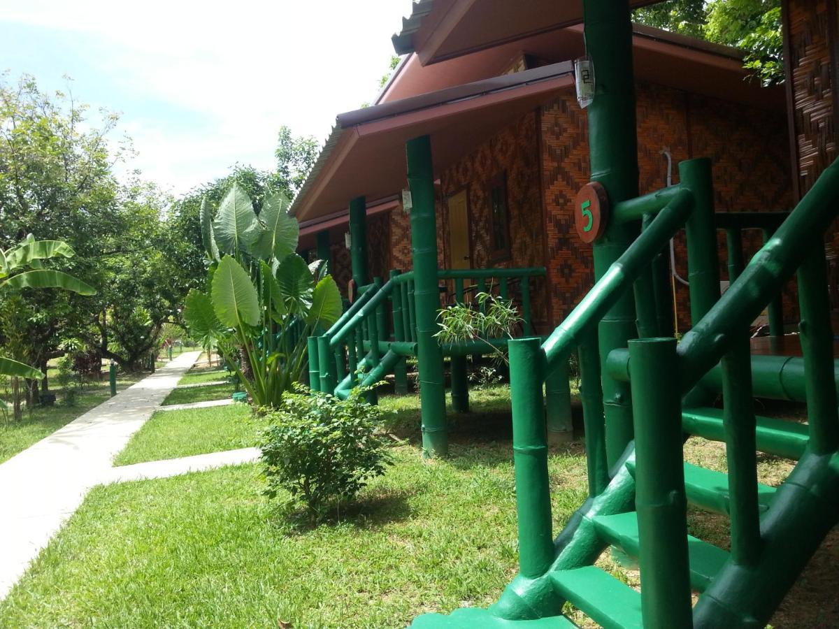 The Royal Bamboo Lodges - Sha Certified Khao Sok National Park Luaran gambar